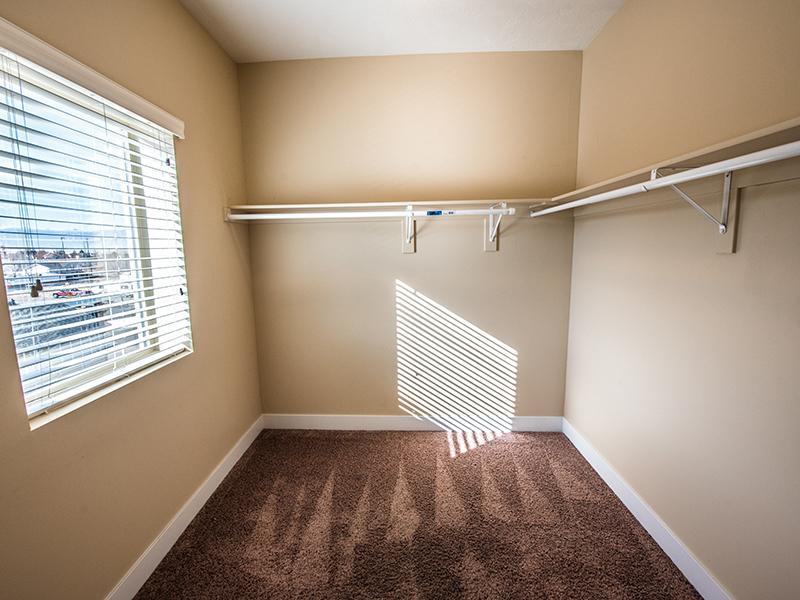 Closet Space | The Cove at Overlake