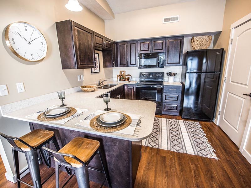 Model Furnished Kitchen | The Cove at Overlake