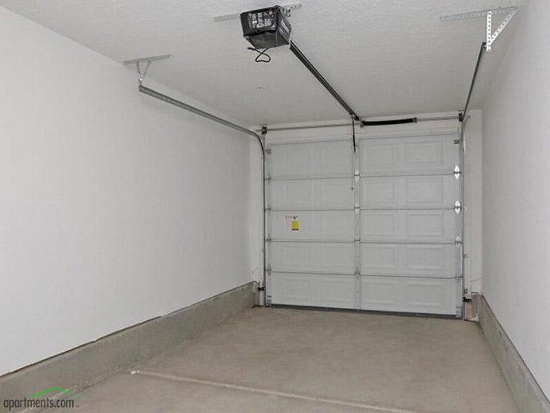 Garage | Cresthaven Apartments in Lehi, Utah