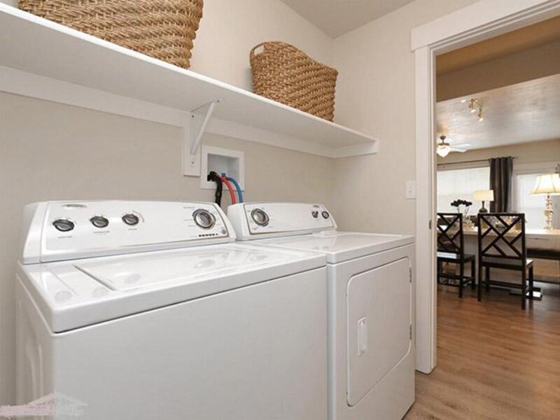 Laundry | Cresthaven Apartments in Lehi, Utah