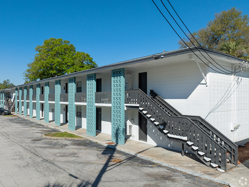 Exterior | Caroline Village Apartments