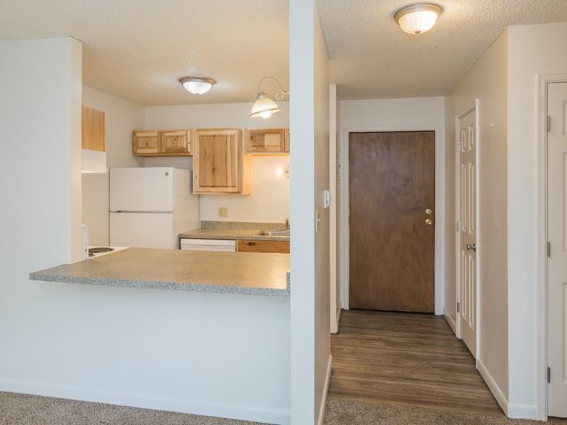 Studio, 1, 2, & 3 Bedroom Apartments | Parkwood Place in Greenly, CO