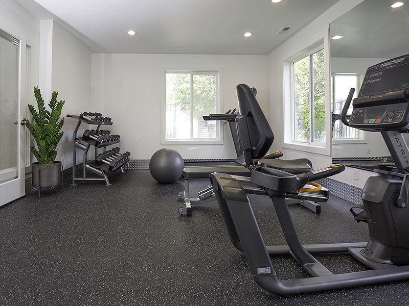 Fitness Center | Creekside Village Apartment Homes