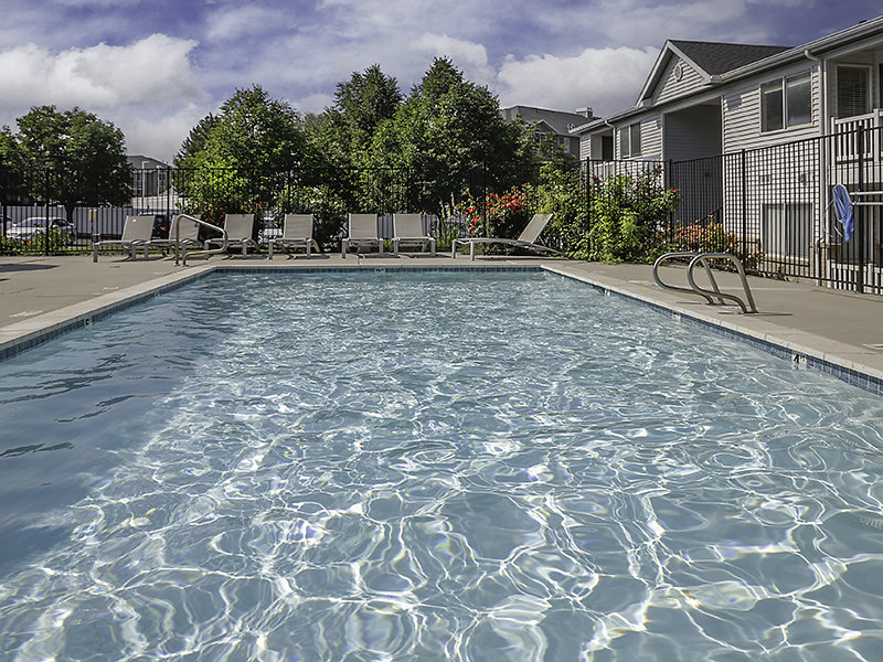 Sparkling Pool | Creekside Village Apartment Homes