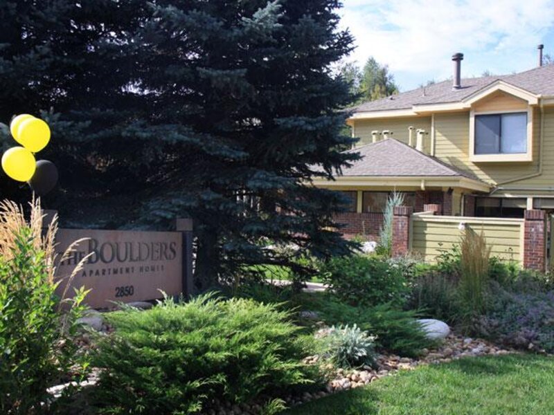 Boulder, CO, The Boulders Apartments