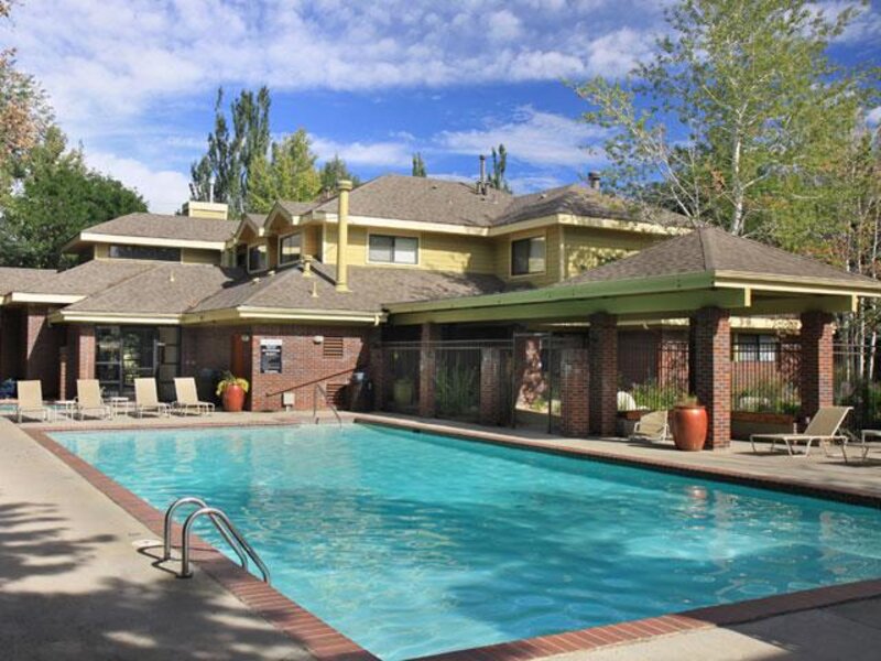 The Boulders Apartments