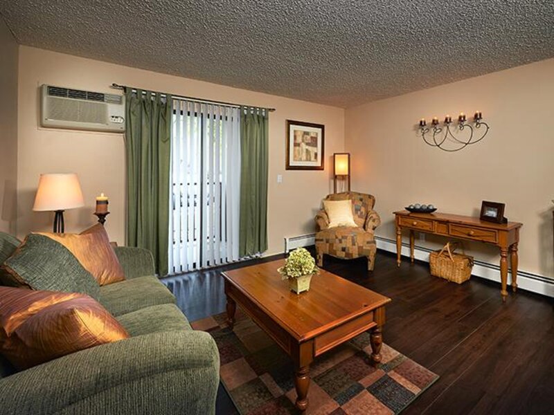 Cypress Point Apartments In Denver, CO