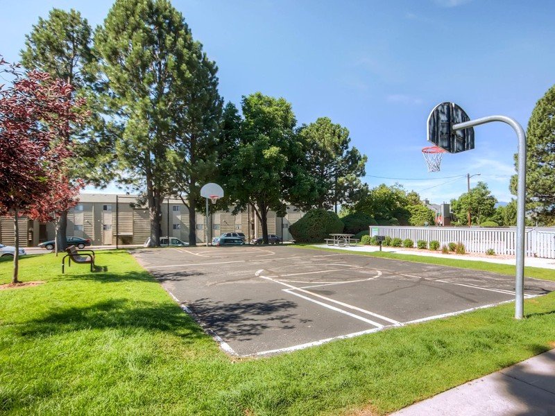 Basketball Court | Fielders Creek