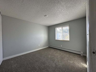 Large Bedroom | The Perch on 52nd
