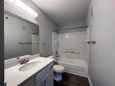 Bathroom | The Perch on 52nd