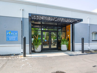 Clubhouse Entrance | The Perch on 52nd Apartments