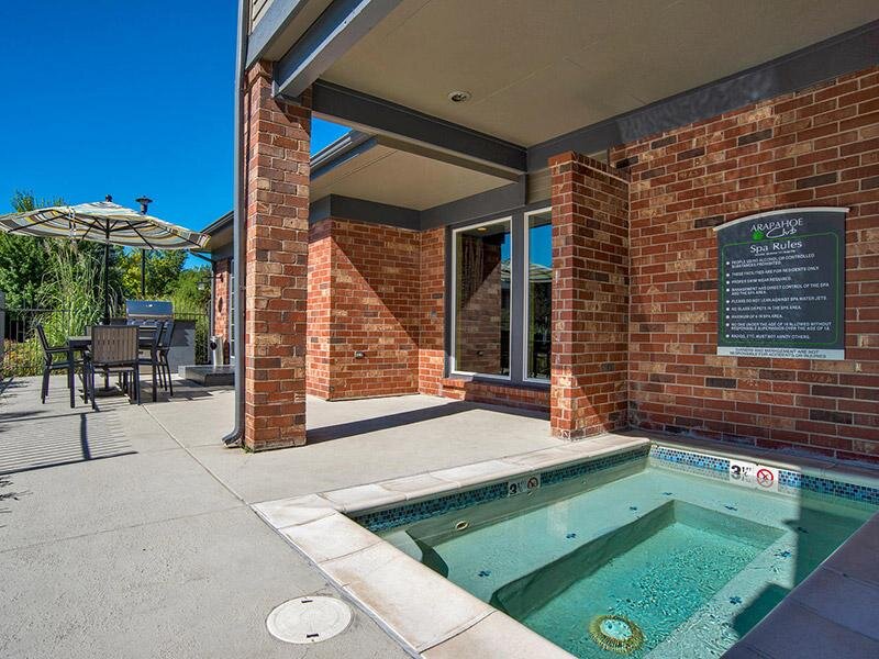 Hot Tub | Arapahoe Club Apartments in Denver, UT
