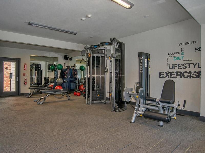 Gym | Arapahoe Club Apartments in Denver, UT