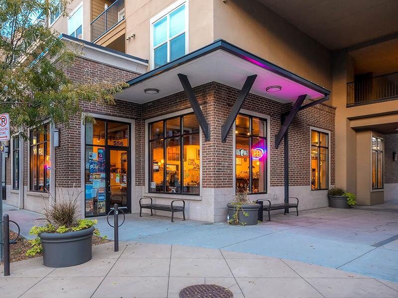Exterior Neighborhood | Lincoln Place 80537 Apartments 