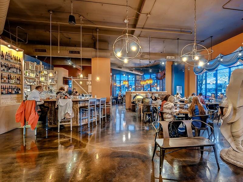 Restaurant In Building | Lincoln Place Apartments in Loveland, CO