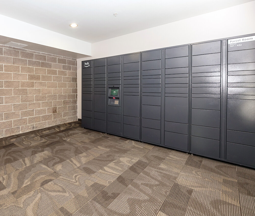 Package Lockers | Lincoln Place