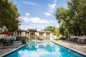 Foxpoint Apartments in Murray, Utah