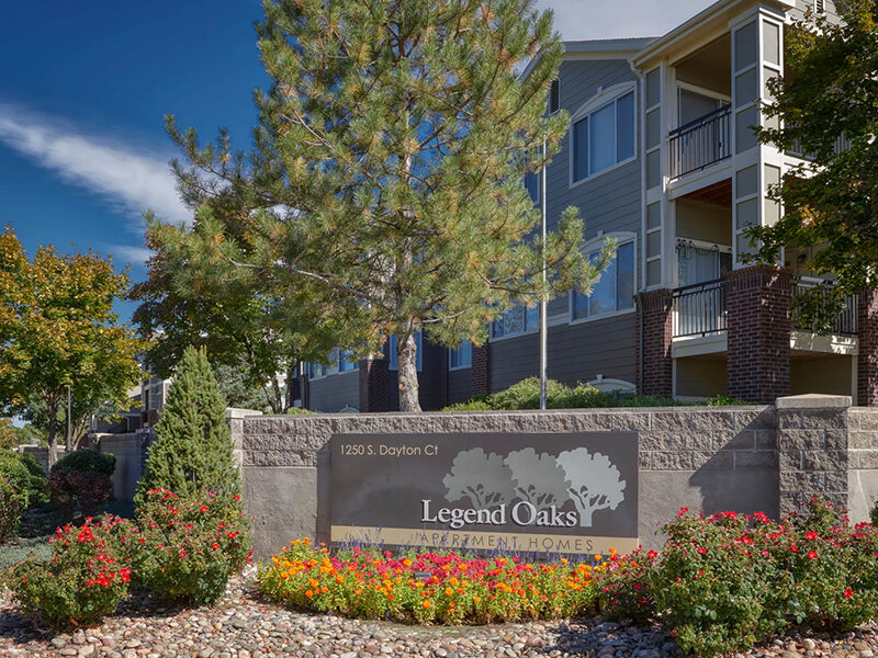 Legend Oaks Sign | Legend Oaks Apartments