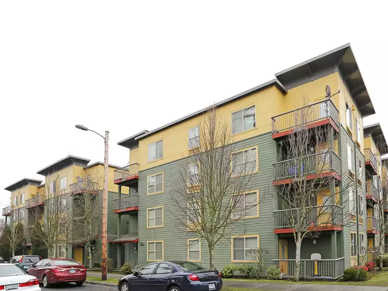 Apartment Building | Hazelwood Station Apartments in Portland, OR
