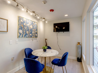 Sitting Space | Ascend at Red Rocks 80228 Apartments