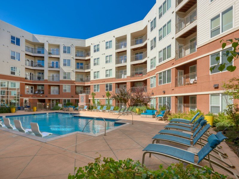 Apartments with a Pool | Helios Apartments