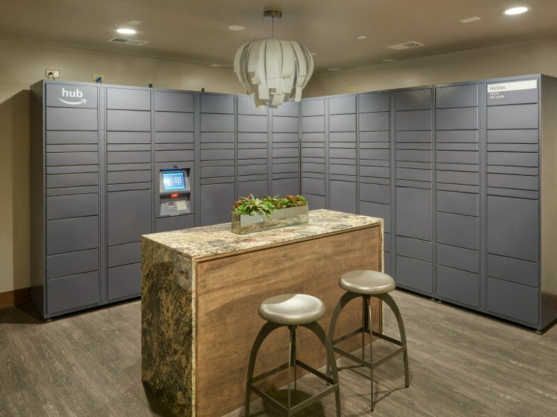 Hub Lockers | Helios Apartments