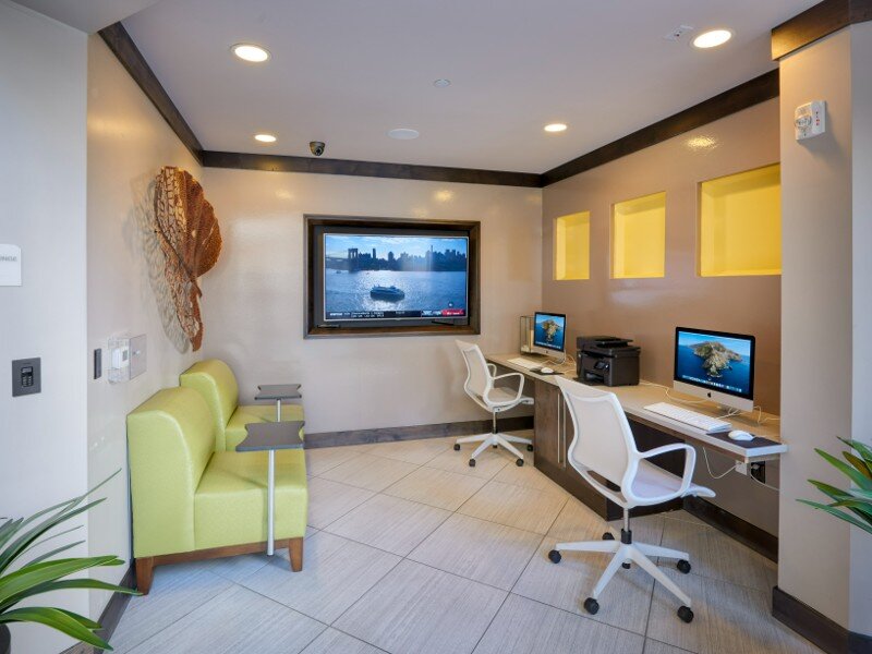 Business Center | Helios Apartments