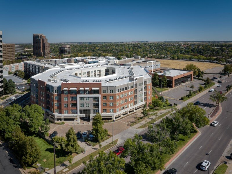 Helios Apartments Exterior
