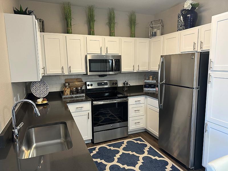 Kitchen | Regatta Apartments in Northglenn, CO