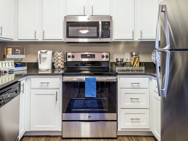 Kitchen | Regatta Northglenn Apartments