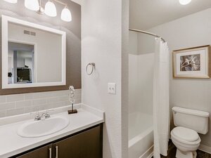 Westward Heights | Bathroom View
