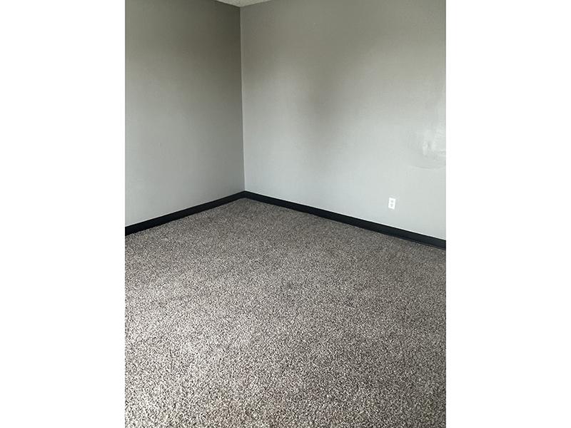 Large Rooms | Parkview Terrace Apartments in Thornton, CO
