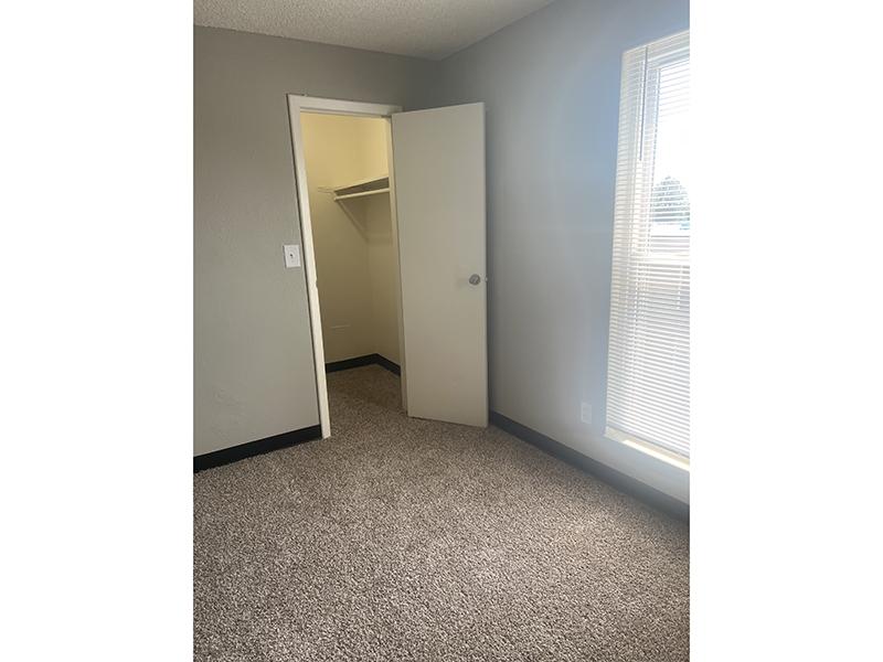 Room | Parkview Terrace Apartments in Thornton, CO