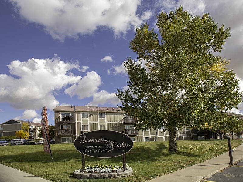 Sign | Sweetwater Heights Apartments