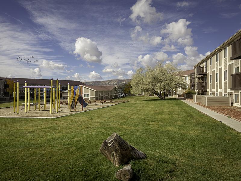 Courtyard with Playground | Sweetwater Heights Apartments