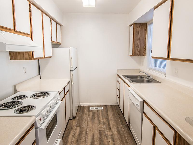 Fully Equipped Kitchen | Palisades Park Apartments
