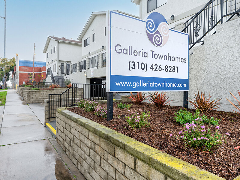 Townhomes in Lawndale, CA Galleria Townhomes & Casa Galleria