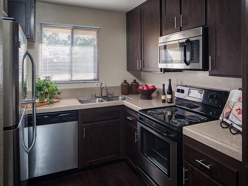 Chula Vista, CA, Canyon Villa 