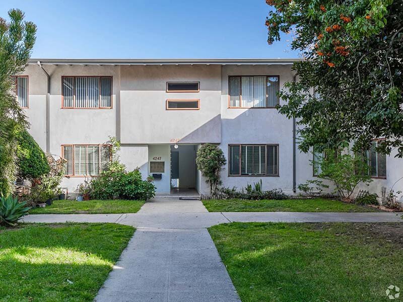 Building | Verdugo Mesa Apartments in Los Angeles, CA