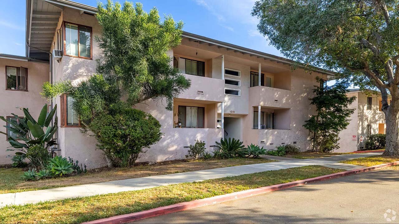 Verdugo Mesa Apartments Neighborhood