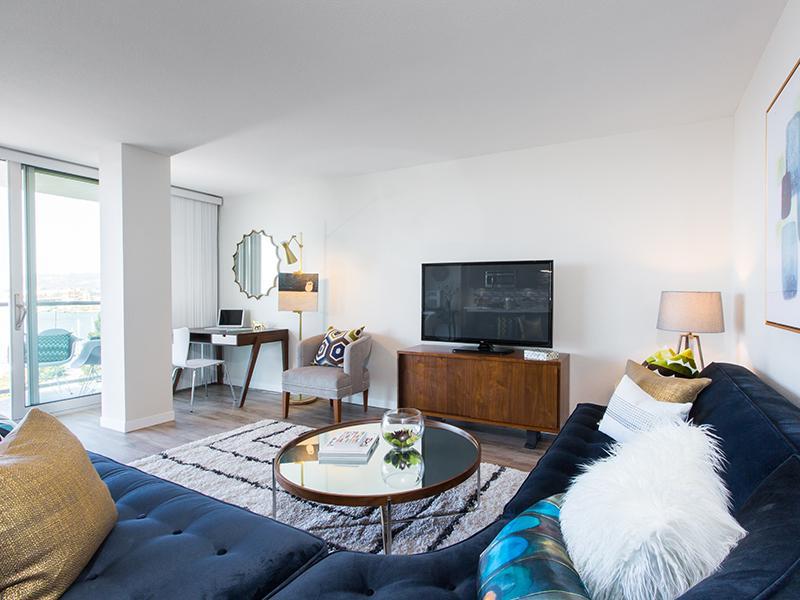 Living Room | Apartments in Alameda, CA