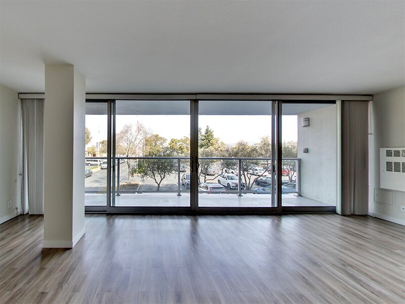 Abundant Natural Lighting | Panomar Apartments in Alameda, CA