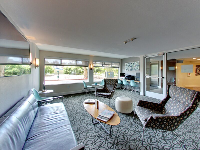 Lounge | Panomar Apartments in Alameda, CA