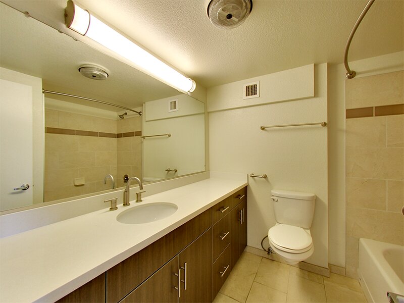 Bathroom | Panomar Apartments in Alameda, CA