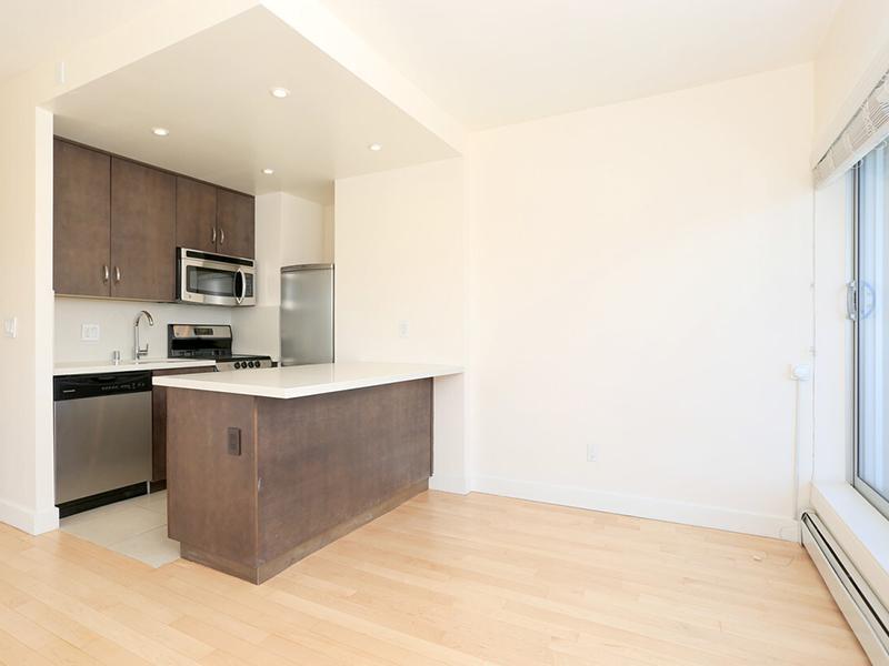 Kitchen and Dining Area | The Pinnacle at Nob Hill Apartments