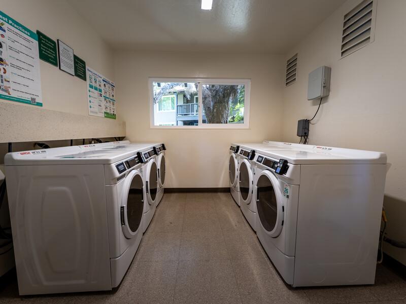 Laundry | Casa Arroyo Apartments