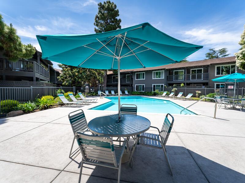 Poolside Table | Casa Arroyo Apartments