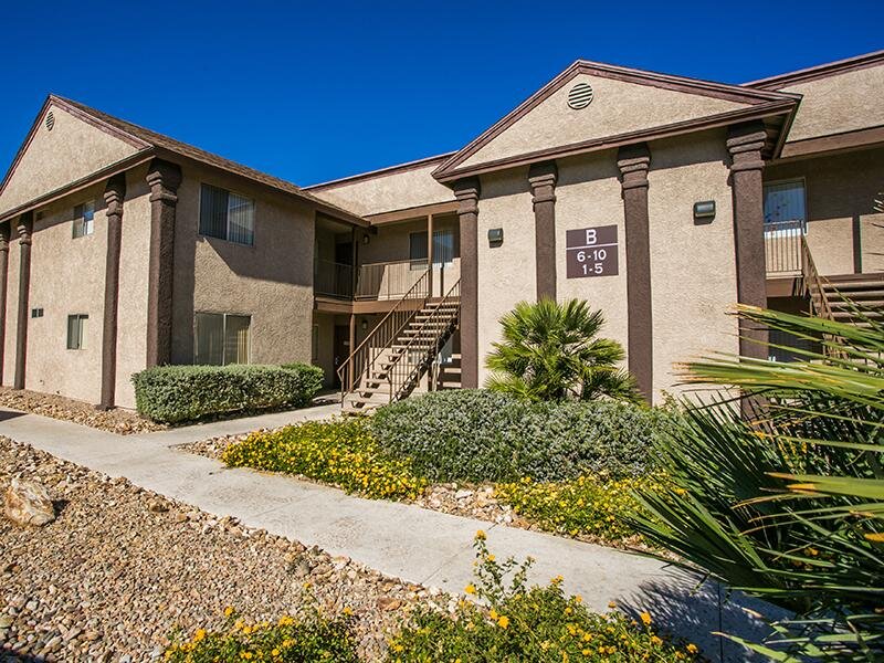 Apartment Building | El Parque Villas in Las Vegas