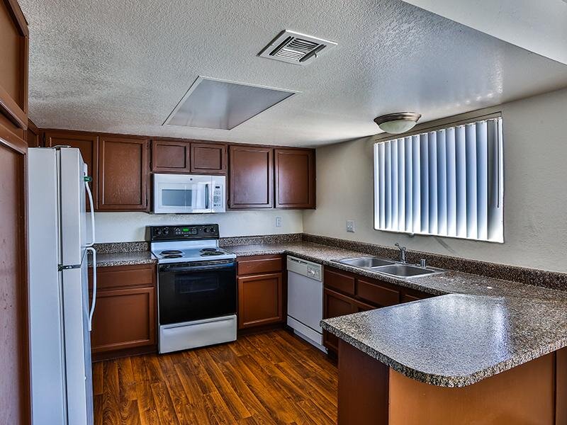 Granite Counters | El Parque Villas in Las Vegas