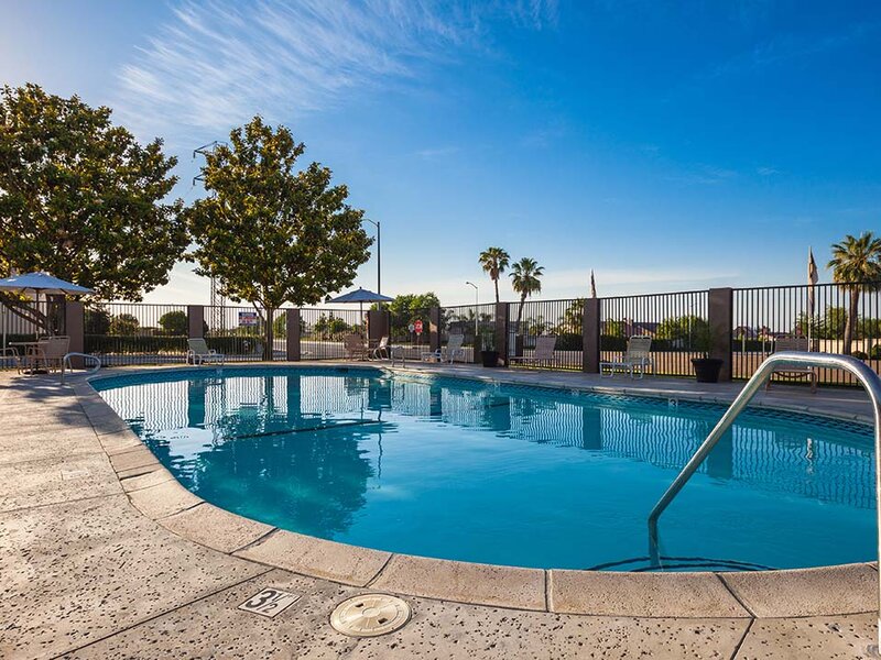 Autumn Glen Apartments in Bakersfield